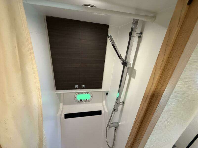 2017 Sailboat 51 Inverted Bow