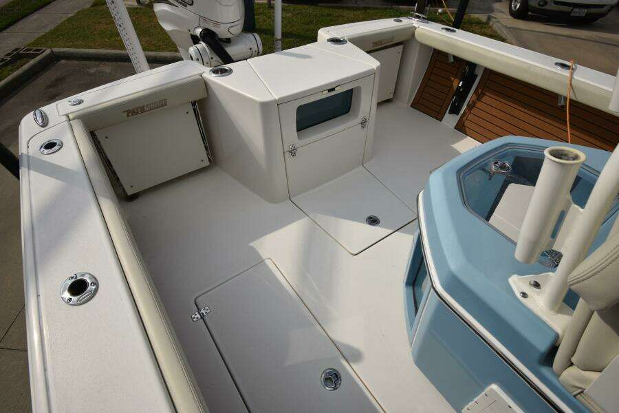 2023 Pathfinder 2700 Open