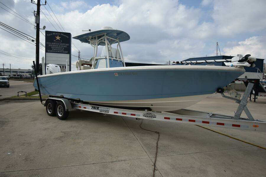 2023 Pathfinder 2700 Open