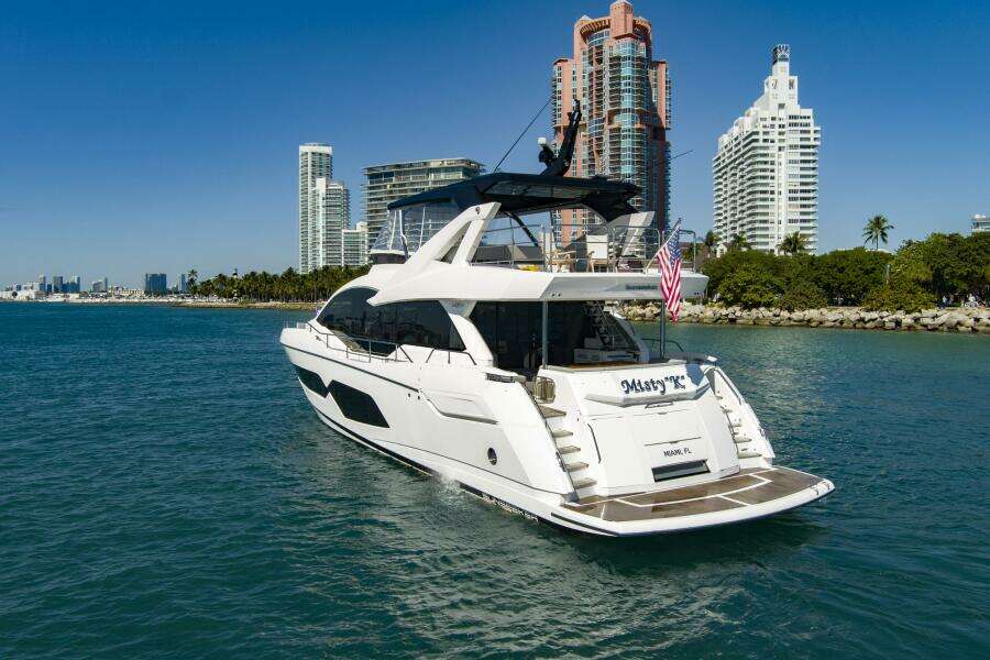2024 Sunseeker 76 Yacht