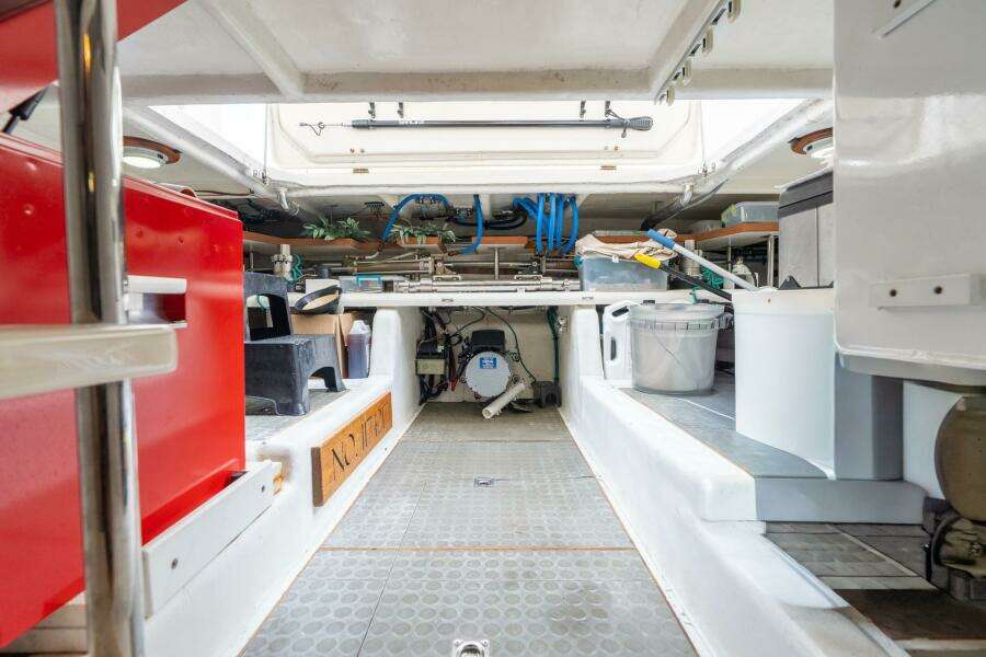 2005 Offshore Yachts Pilothouse