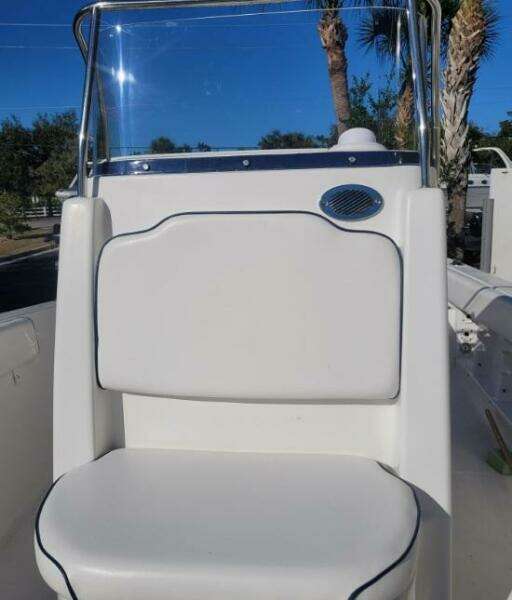 2015 Sea Hunt Ultra 211