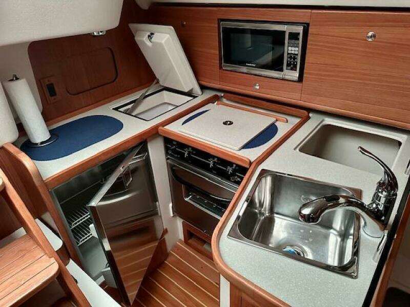 2015 Catalina 315