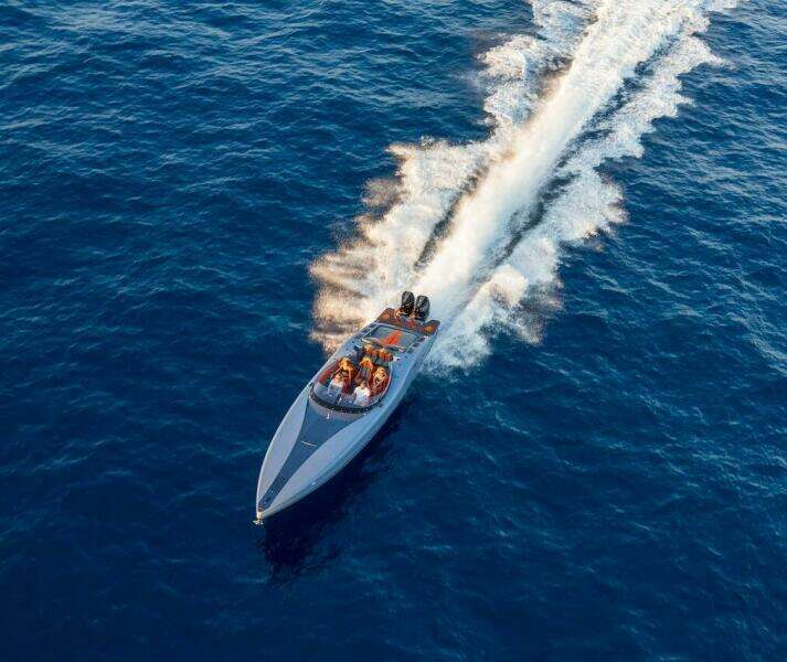 2027 Canados 411 Gladiator Carbon Series