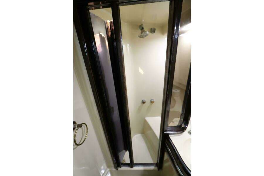 1991 Spectrum 48 Convertible