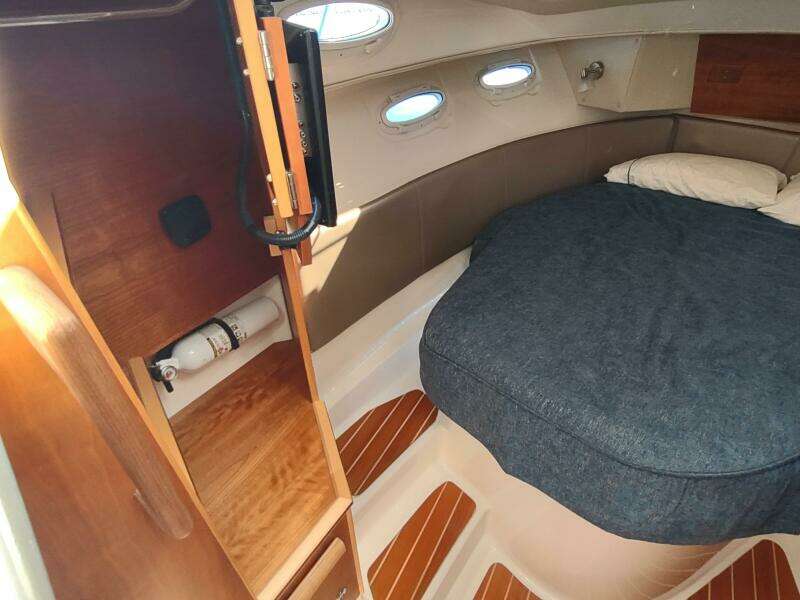 2020 Cutwater C-32 Coupe