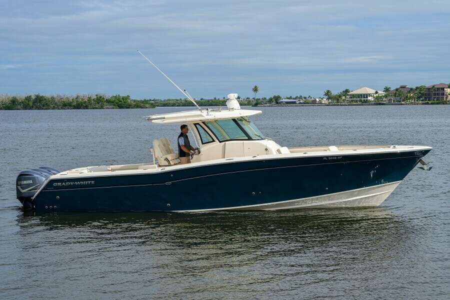 2018 Grady-White Canyon 376