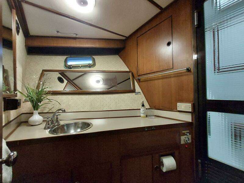 1982 DeFever 52 Offshore Cruiser