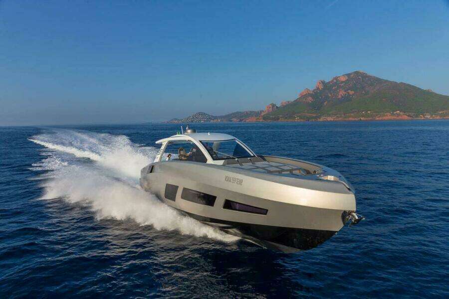 2027 Canados Gladiator 631 Next