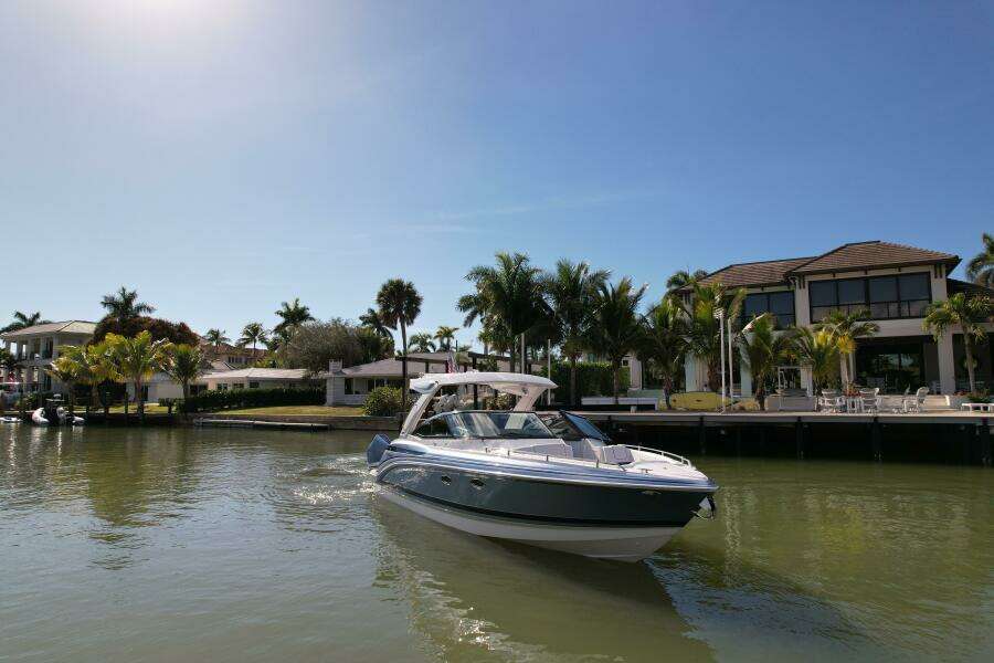 2023 Formula 330 CBR