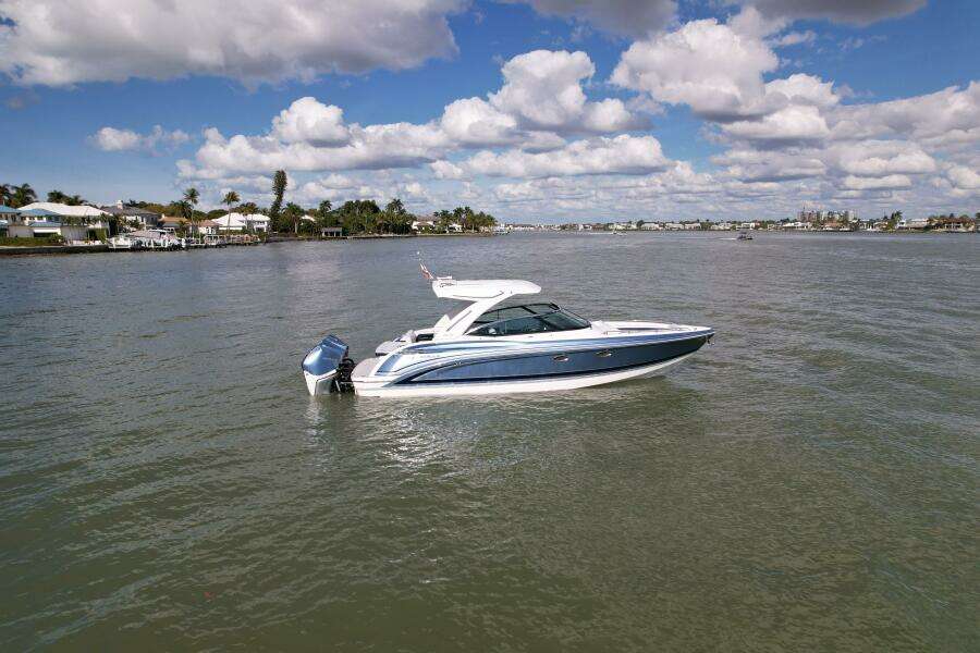 2023 Formula 330 CBR