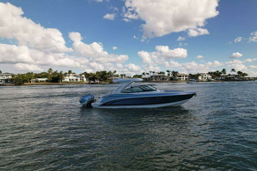 2023 Formula 330 CBR