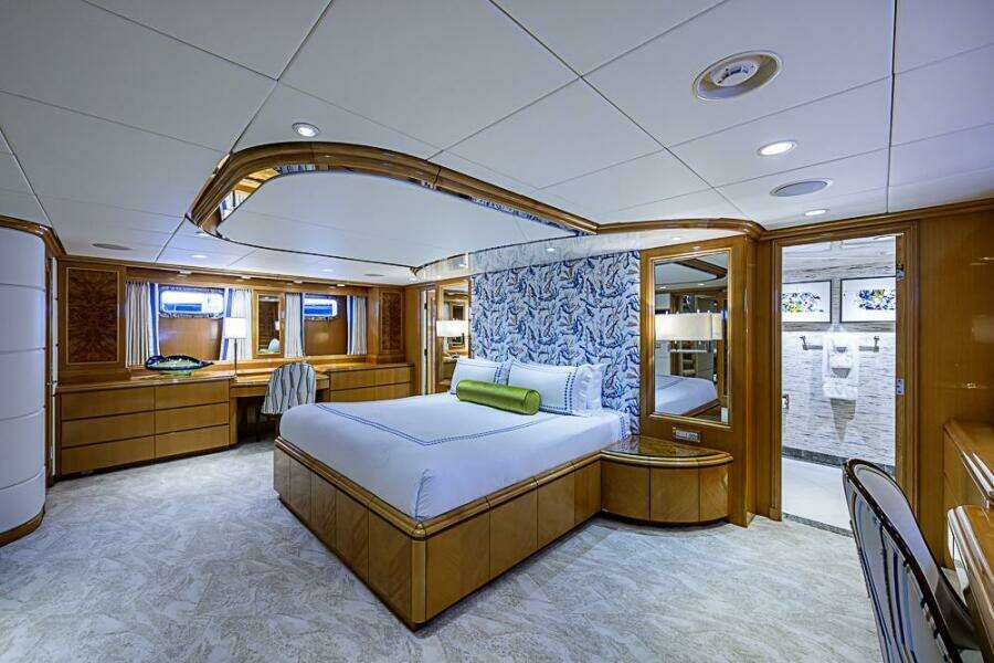 1997 Delta Marine 122 Tri-Deck Motor Yacht