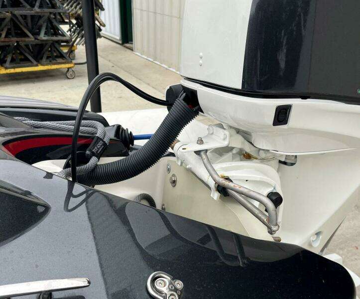 2024 Zodiac Yachtline 360