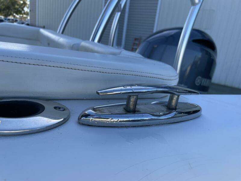 2017 Tidewater 220LXF