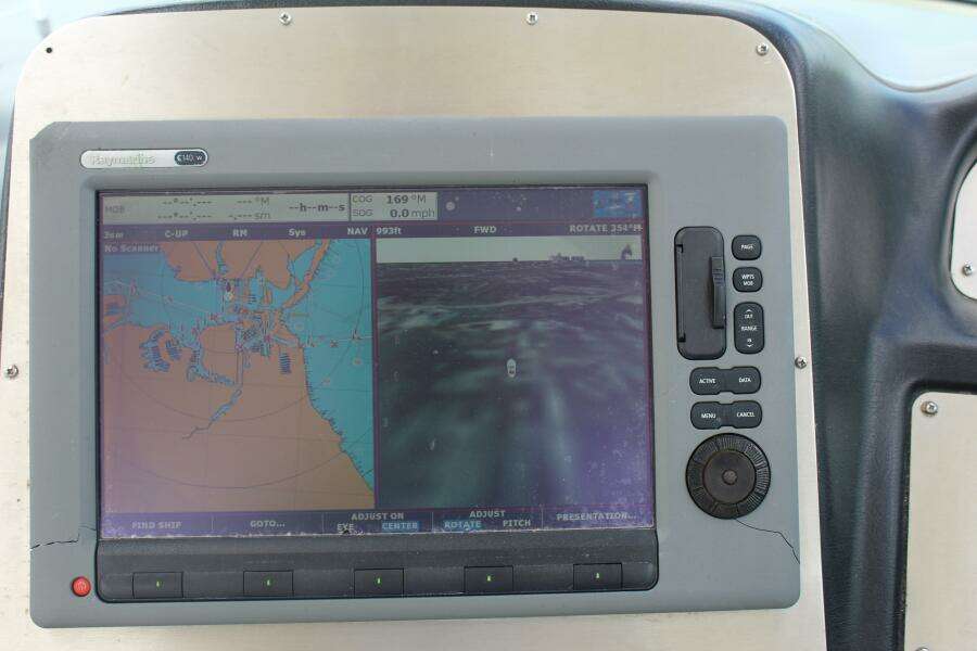 2007 Cruisers Yachts 420 Express