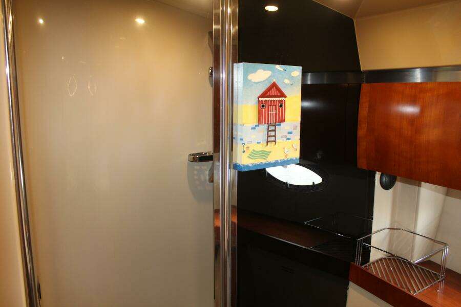 2007 Cruisers Yachts 420 Express