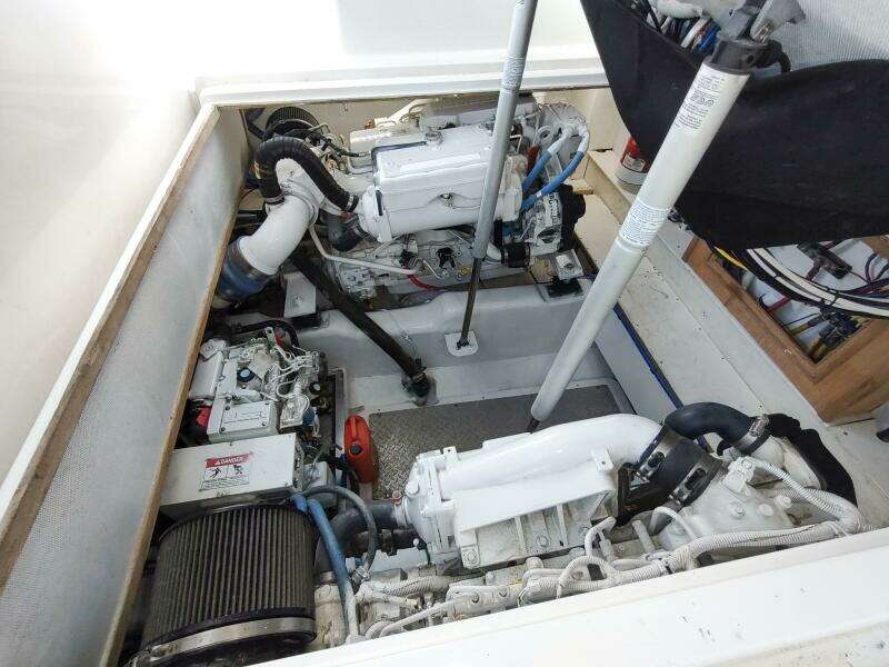 2017 Out Island SeaTek 36 Express