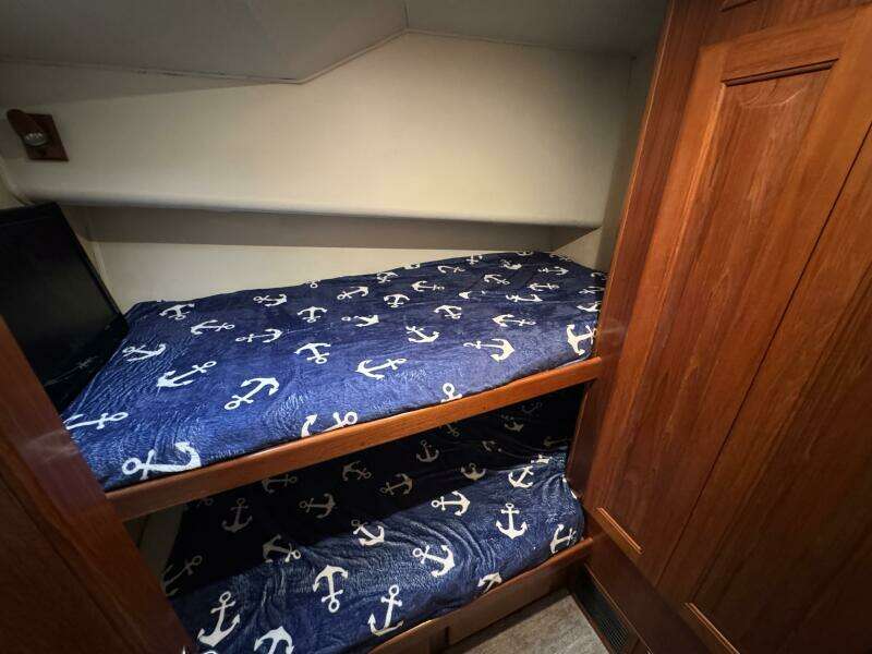 1995 Viking 58 Convertible