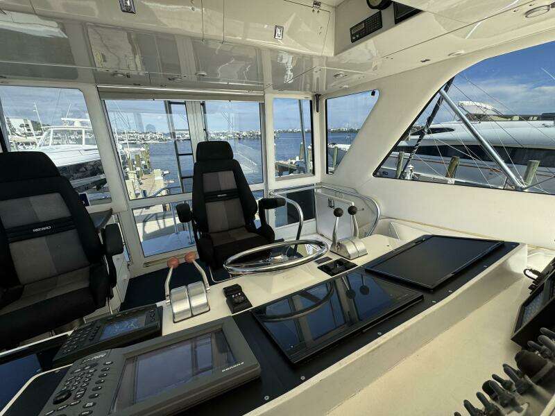 1995 Viking 58 Convertible