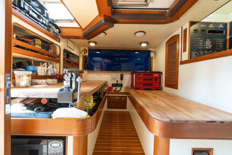 Marlow 72 GRIFFIN - Work Shop 