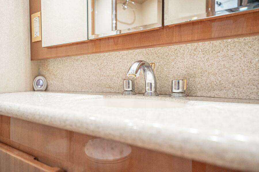 2007 Egg Harbor 43 Sport Fisherman