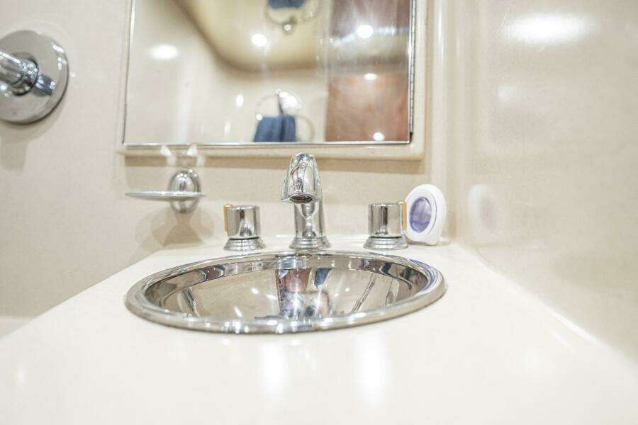 2007 Egg Harbor 43 Sport Fisherman