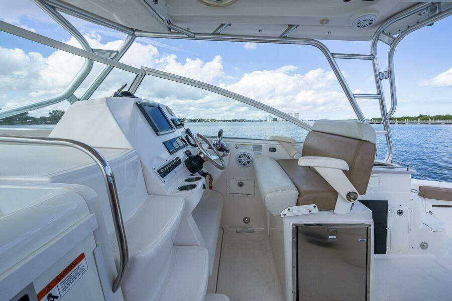 2013 Wellcraft 340 Coastal