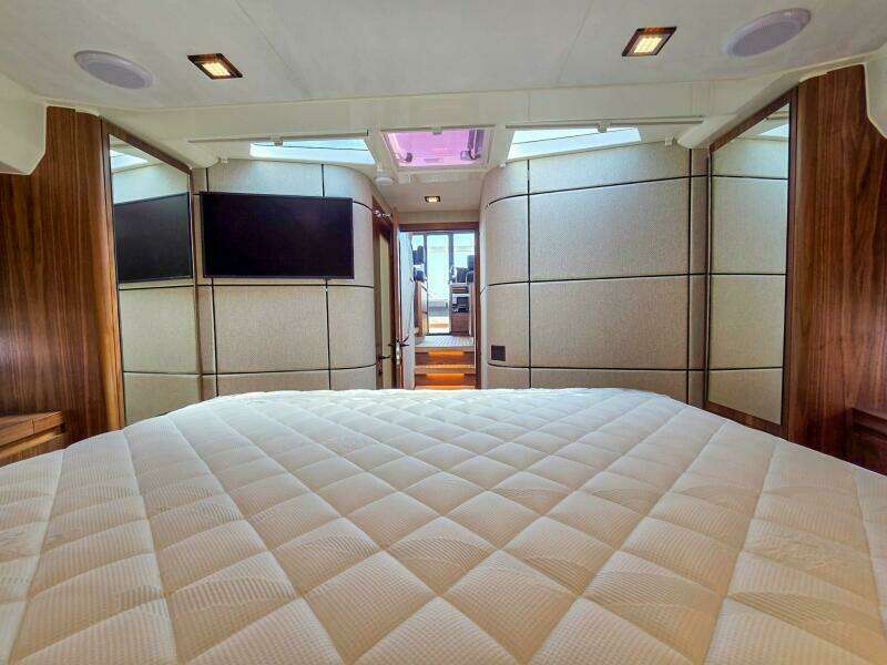 2026 Marex 440 Gourmet Cruiser