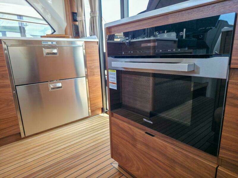 2026 Marex 440 Gourmet Cruiser