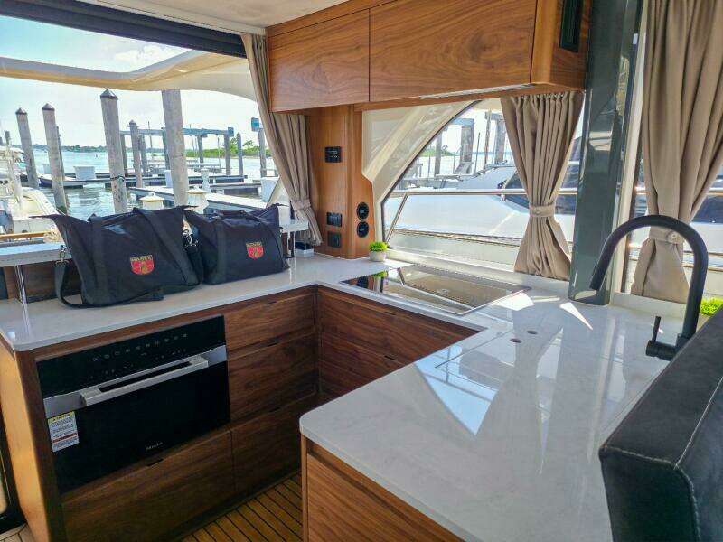 2026 Marex 440 Gourmet Cruiser