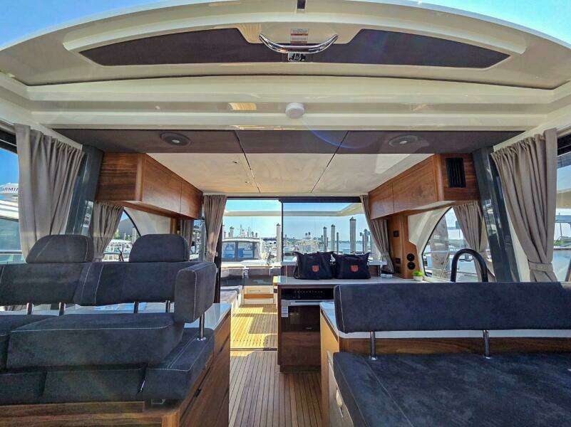 2026 Marex 440 Gourmet Cruiser