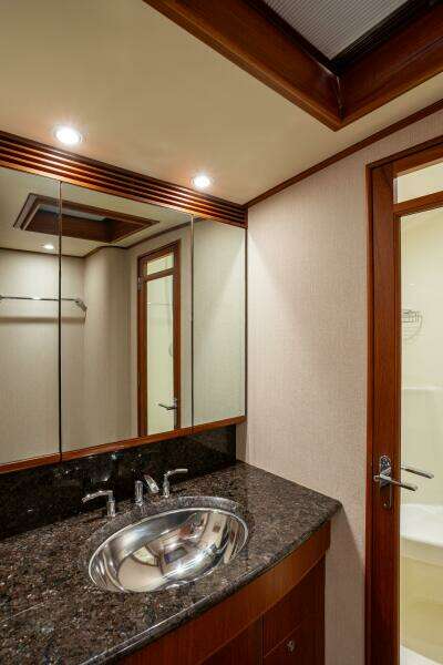 2007 Merritt 72 Sportfish Convertible