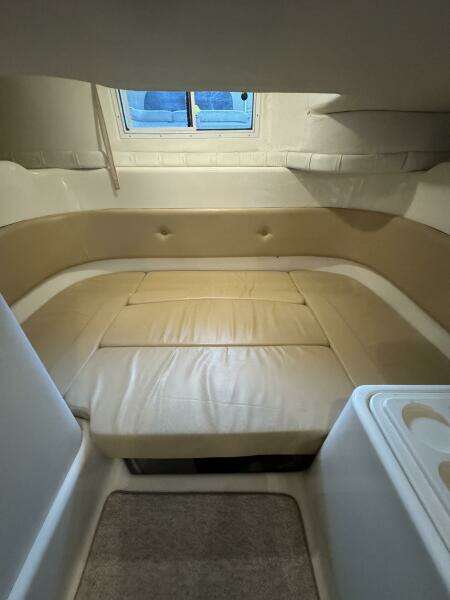 2003 Chris-Craft 328 Express Cruiser