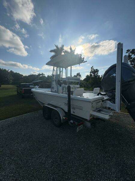 2022 Pathfinder 2400 TRS