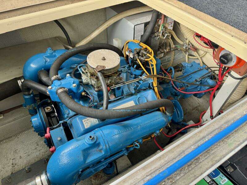 1979 Silverton 34 Convertible