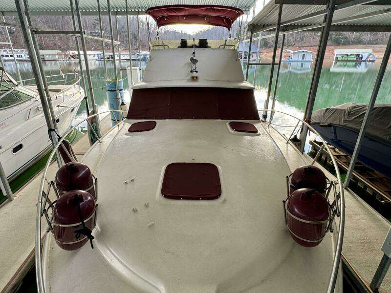 1979 Silverton 34 Convertible