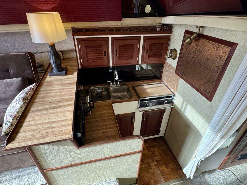 1979 Silverton 34 Convertible