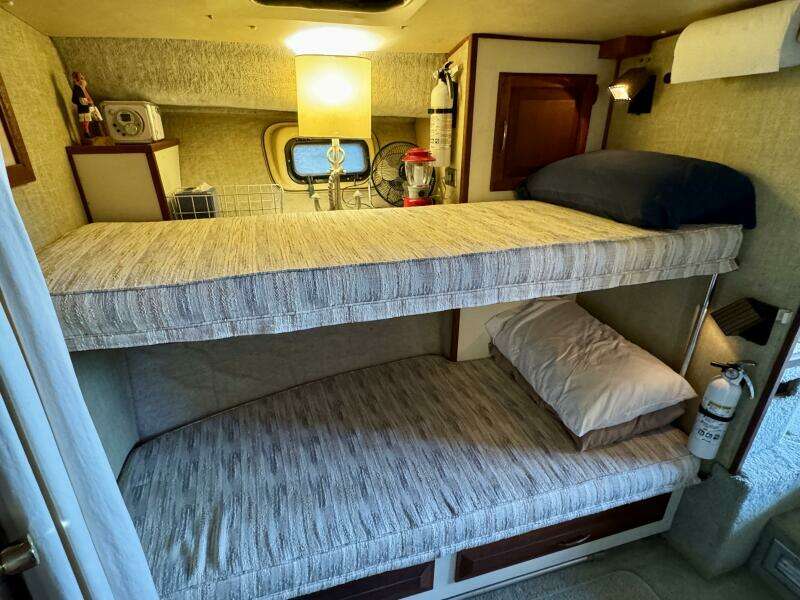 1979 Silverton 34 Convertible