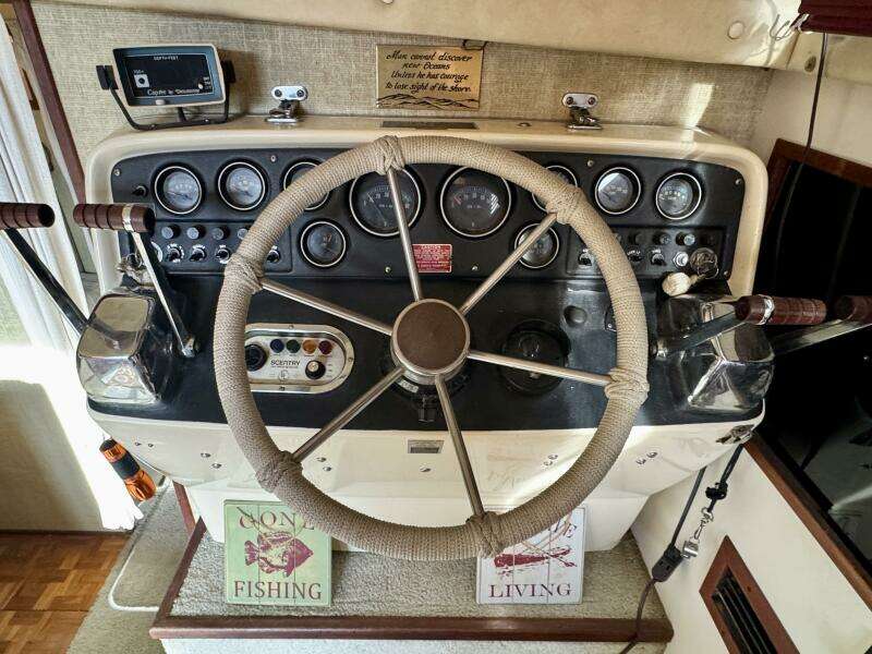 1979 Silverton 34 Convertible