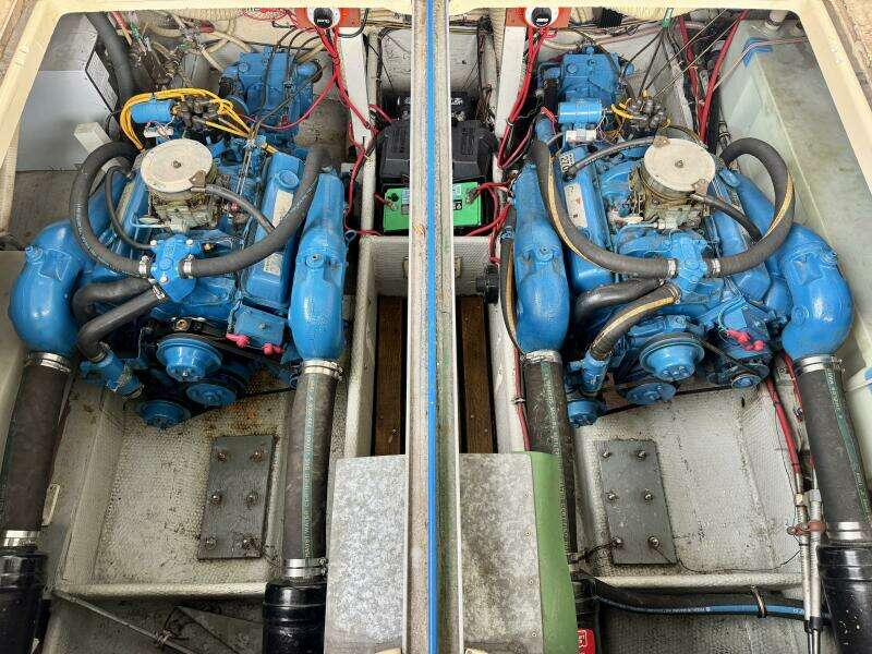 1979 Silverton 34 Convertible