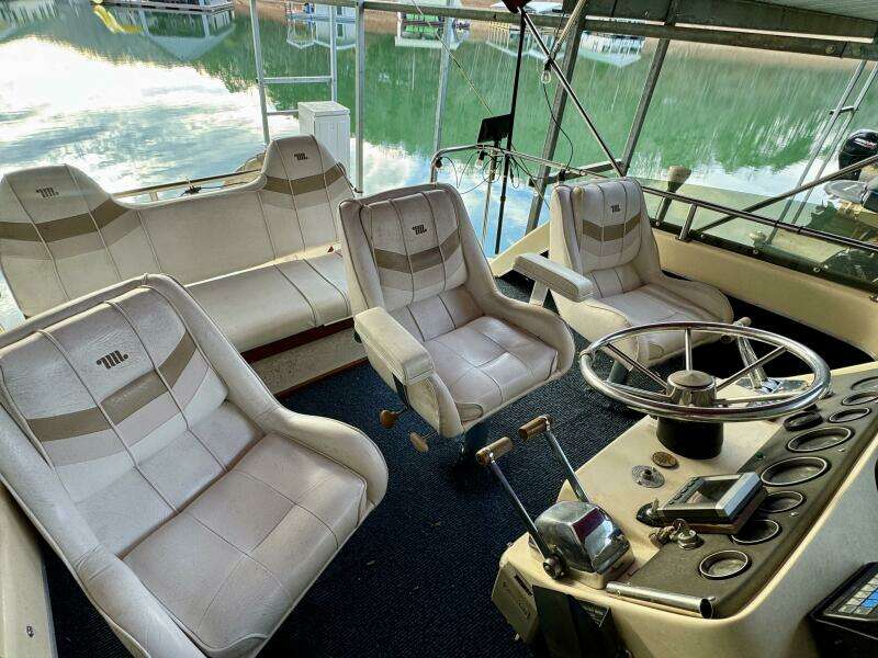 1979 Silverton 34 Convertible