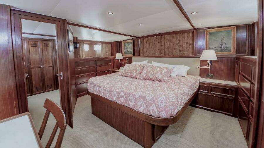 1980 Hatteras Motoryacht