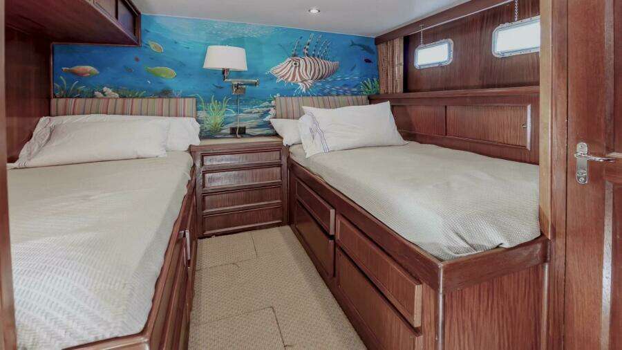 1980 Hatteras Motoryacht
