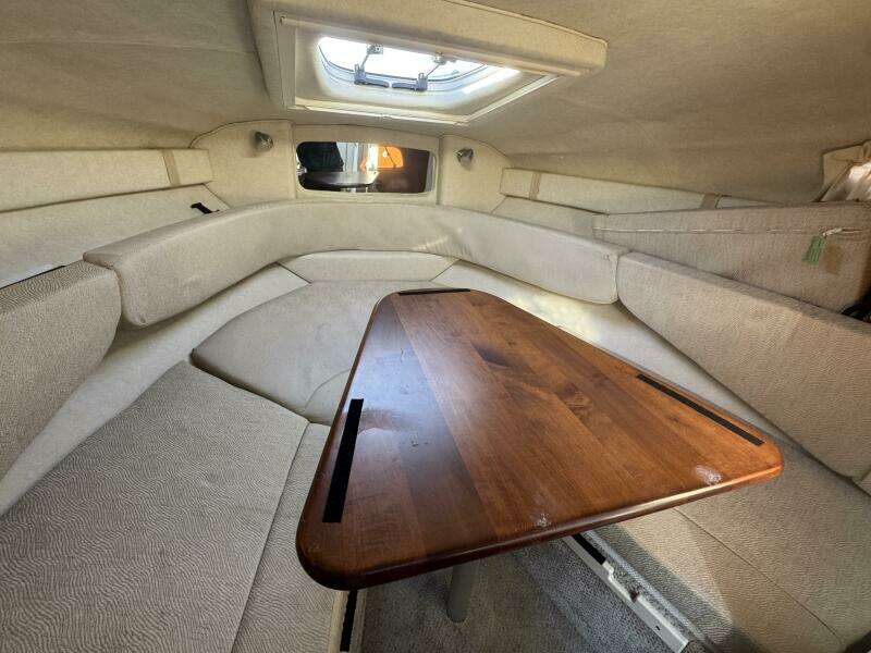 2008 Sea Ray 240 Sundancer