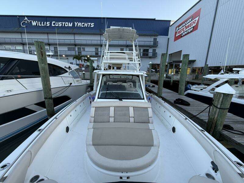 2020 Boston Whaler 420 Outrage
