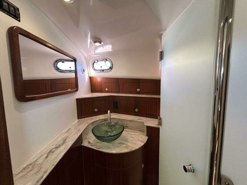 2018 Pursuit OS 385 Offshore