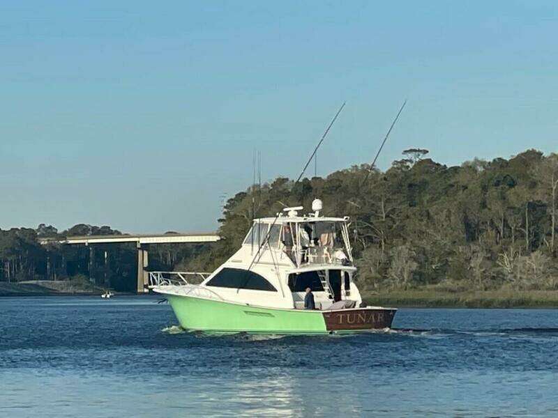 Ocean Yachts 56 TUNAR - Exterior