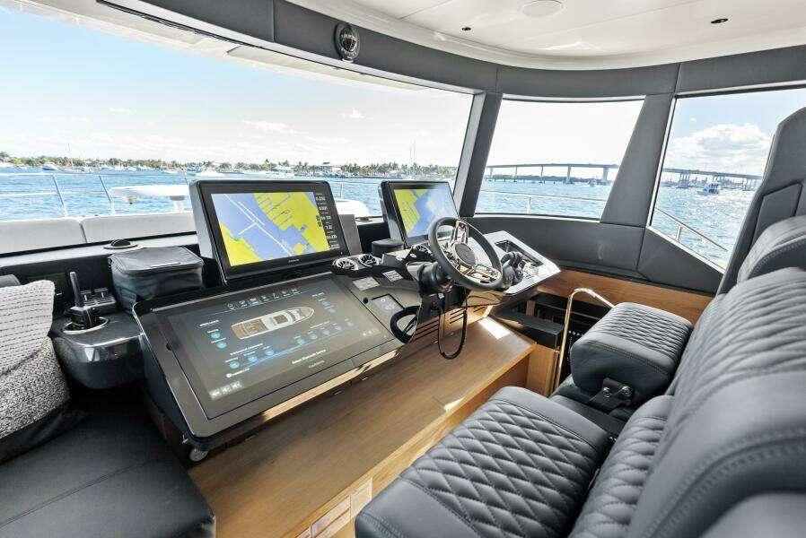 2025 Absolute 75 Navetta