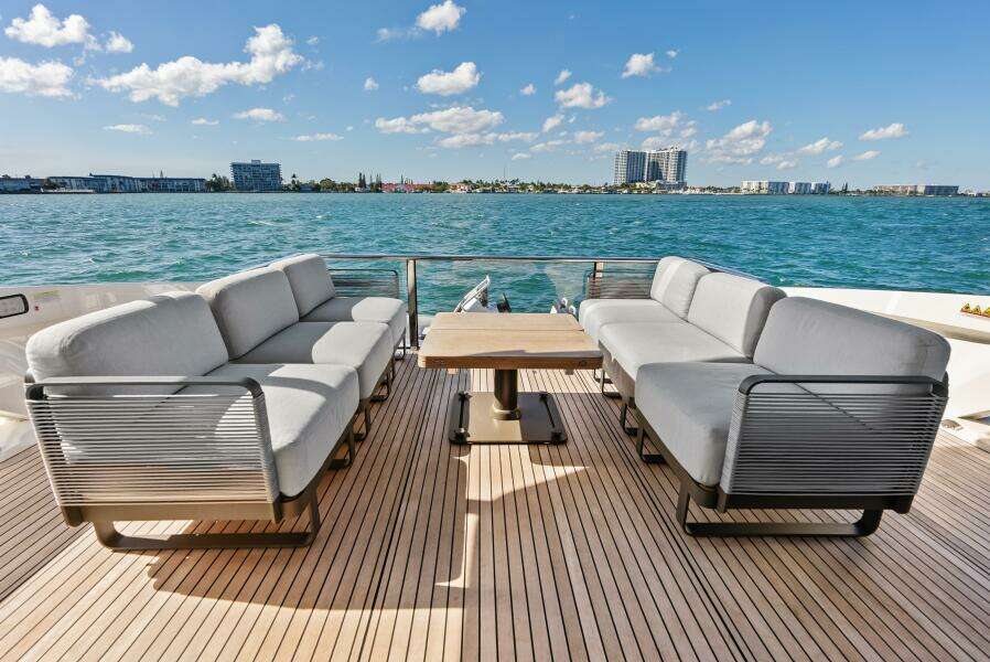 2025 Absolute 75 Navetta